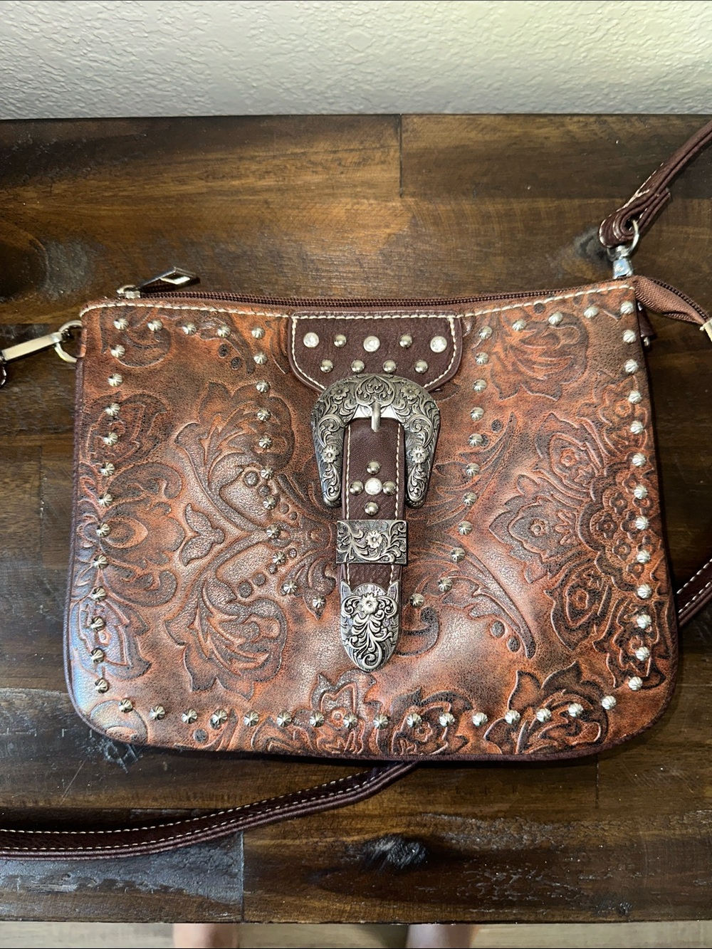 Source Unknown Brown Embossed Leather Crossbody with Silver Buckle